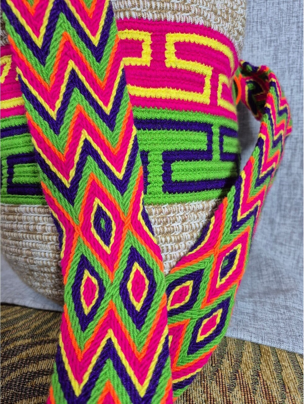 Authentic Wayuu Mochila Bag Handmade Colombian Crochet Boho Bucket Crossbody - Picture 6 of 7